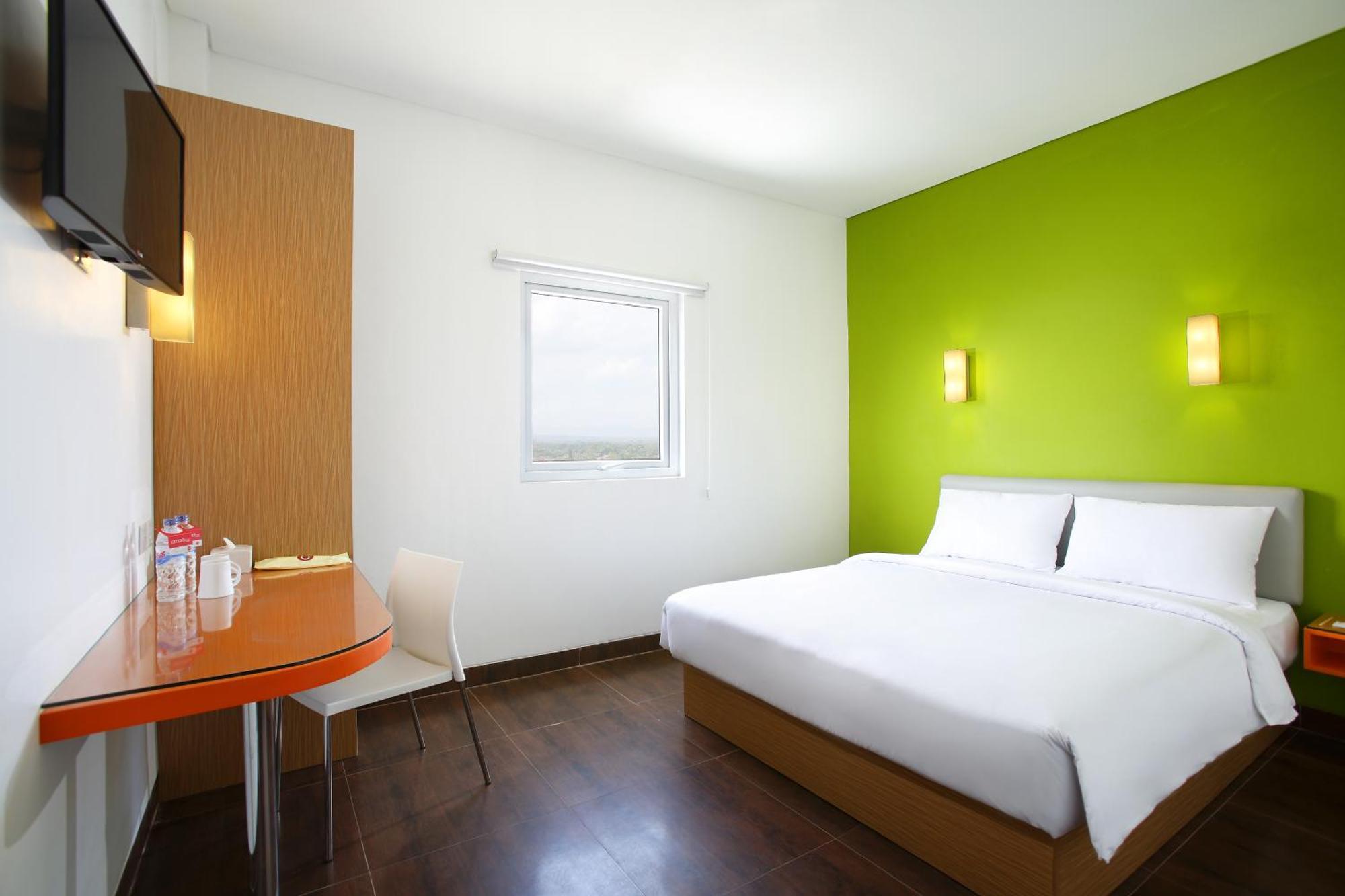 Amaris Hotel Бенгкулу Номер фото